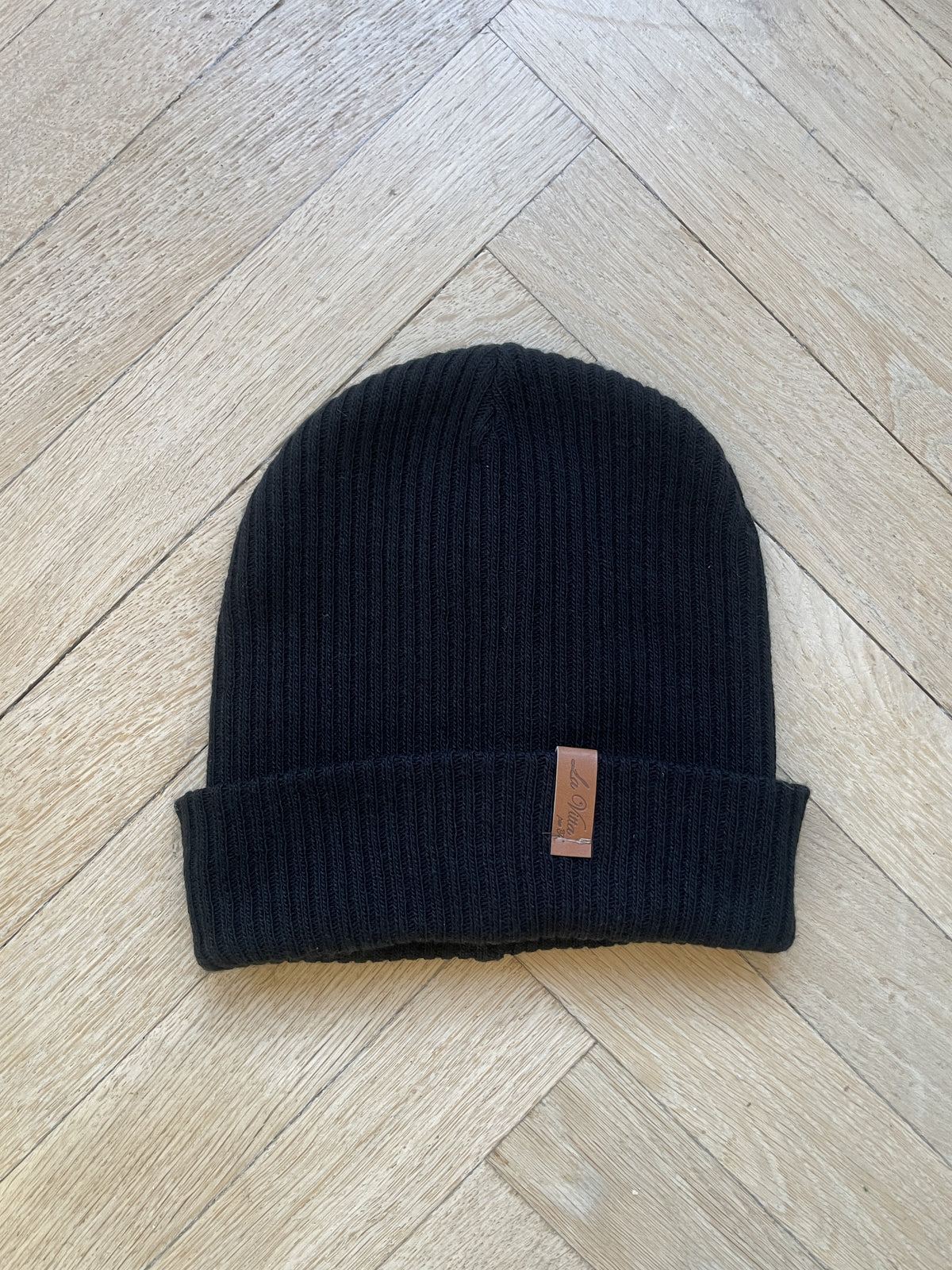 BEANIE DOBBELTSTRIK - SORT
