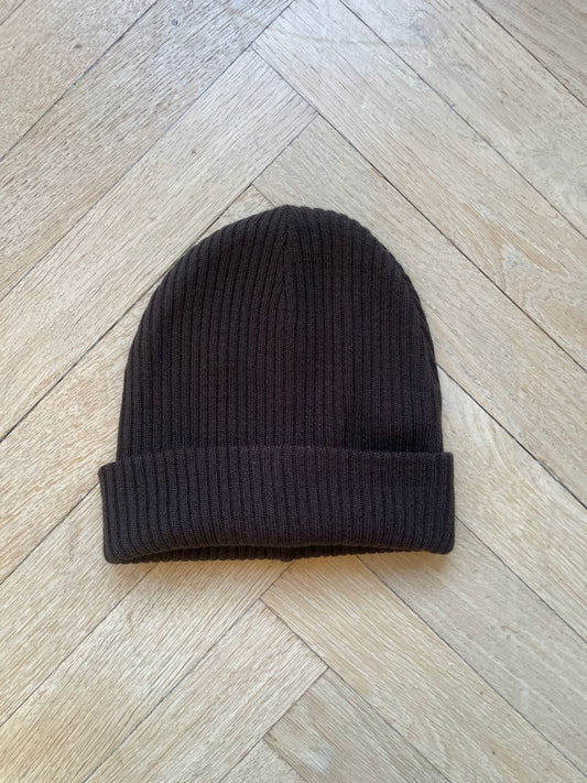 BEANIE DOBBELTSTRIK - BRUN